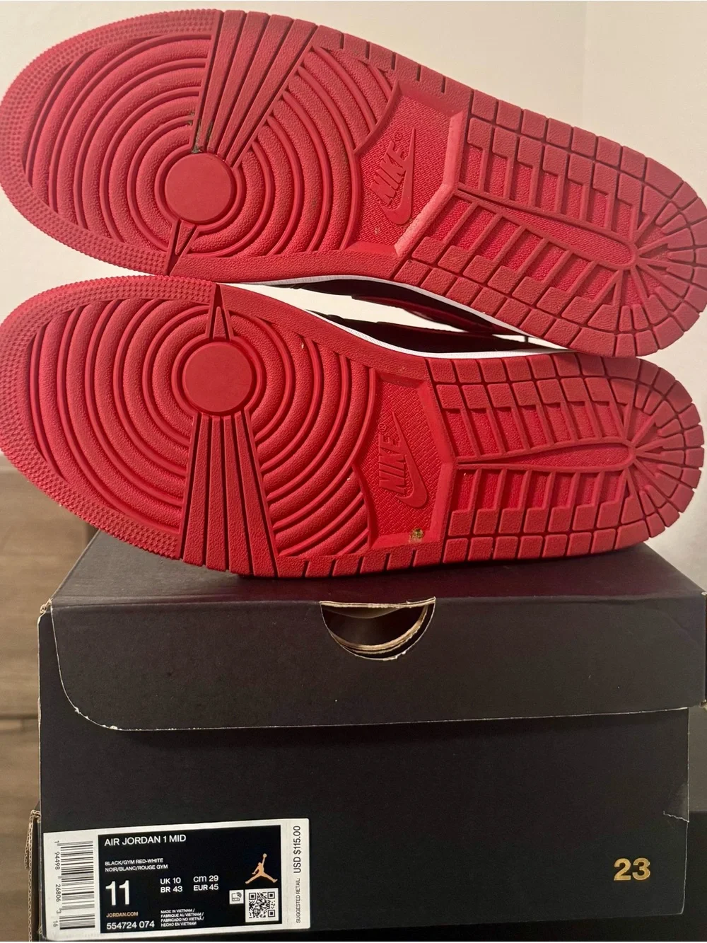 Jordan 1 Mid - Banned (2020)